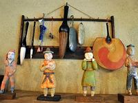 死者を見送るユーモラスな人形展 李朝の「木偶」 | 京都民報Web
